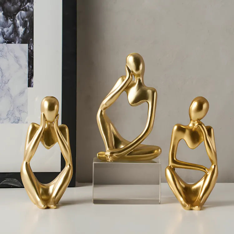 escultura-decorativa-trio-de-estatuas-pensador-modernize-foto-frente-mesa-resina