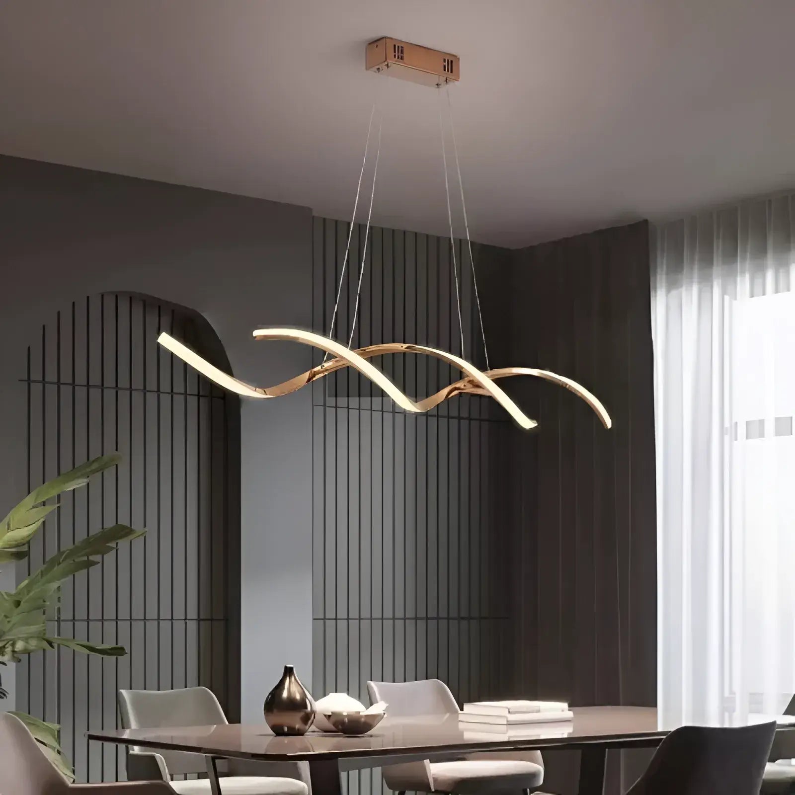 luminaria-de-teto-lustre-pendente-led-moderno-modernize-foto-lateral-pendurado-no-teto-iluminando-sala-de-jantar-aluminio-metal-rose-gold